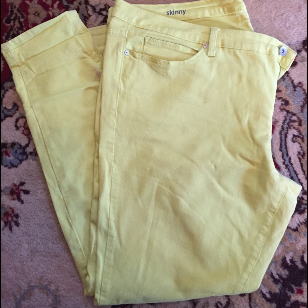 Old Navy size 22w skinny jeans